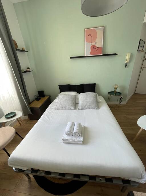 Le Studio 37 - Coeur De Rennes - Proche Gare Apartment Luaran gambar